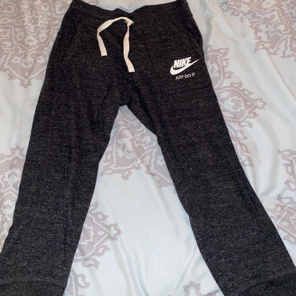 Nike Capri joggers